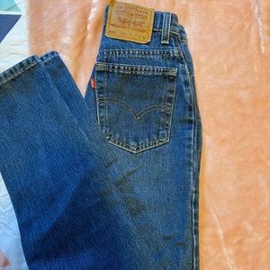 LEVIS!!